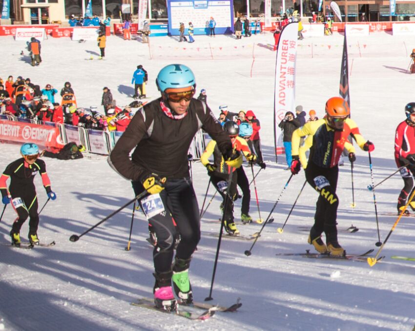 pic's of main's title