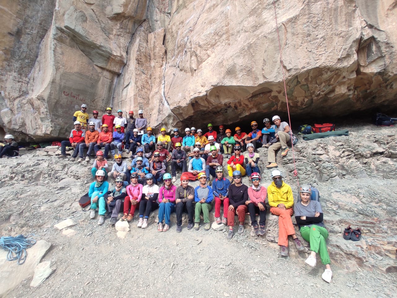 pic's of main's title