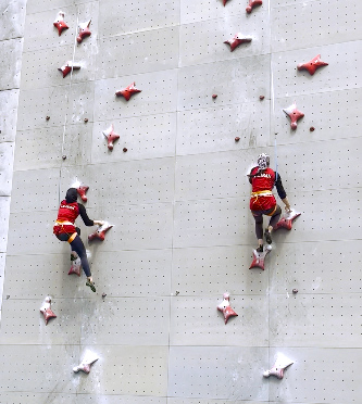 pic's of main's title