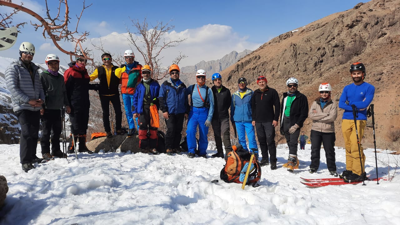 pic's of main's title