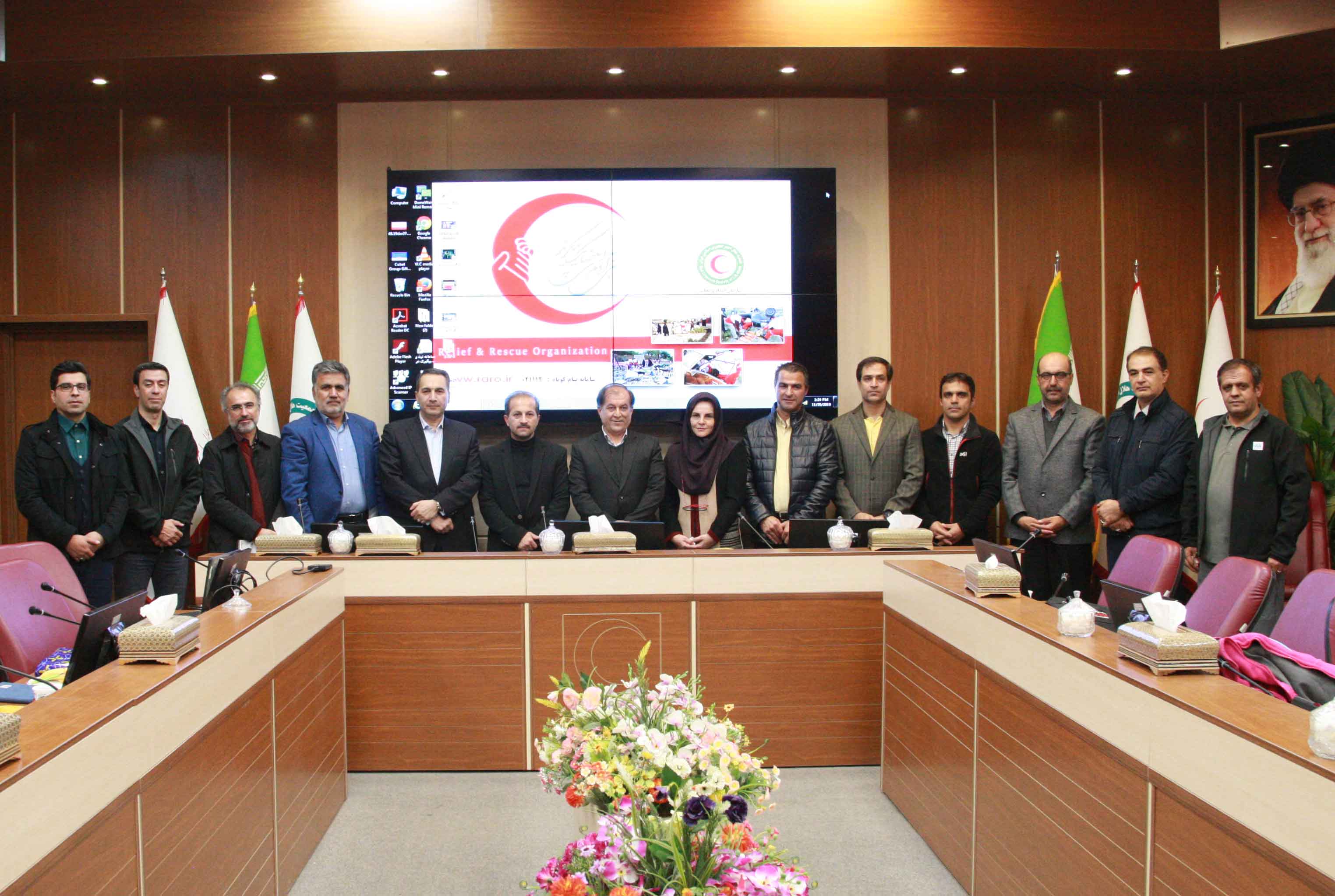 pic's of main's title