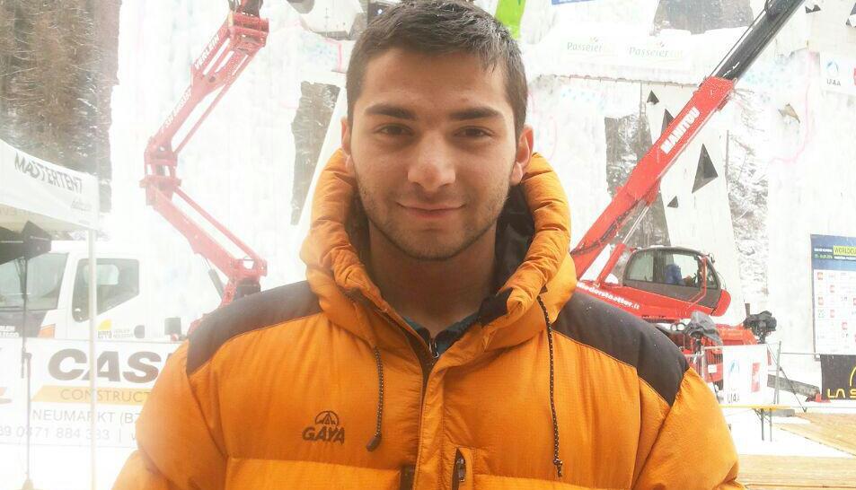 pic's of main's title