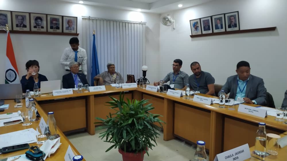 pic's of main's title