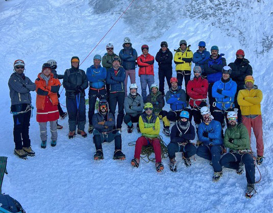 pic's of main's title