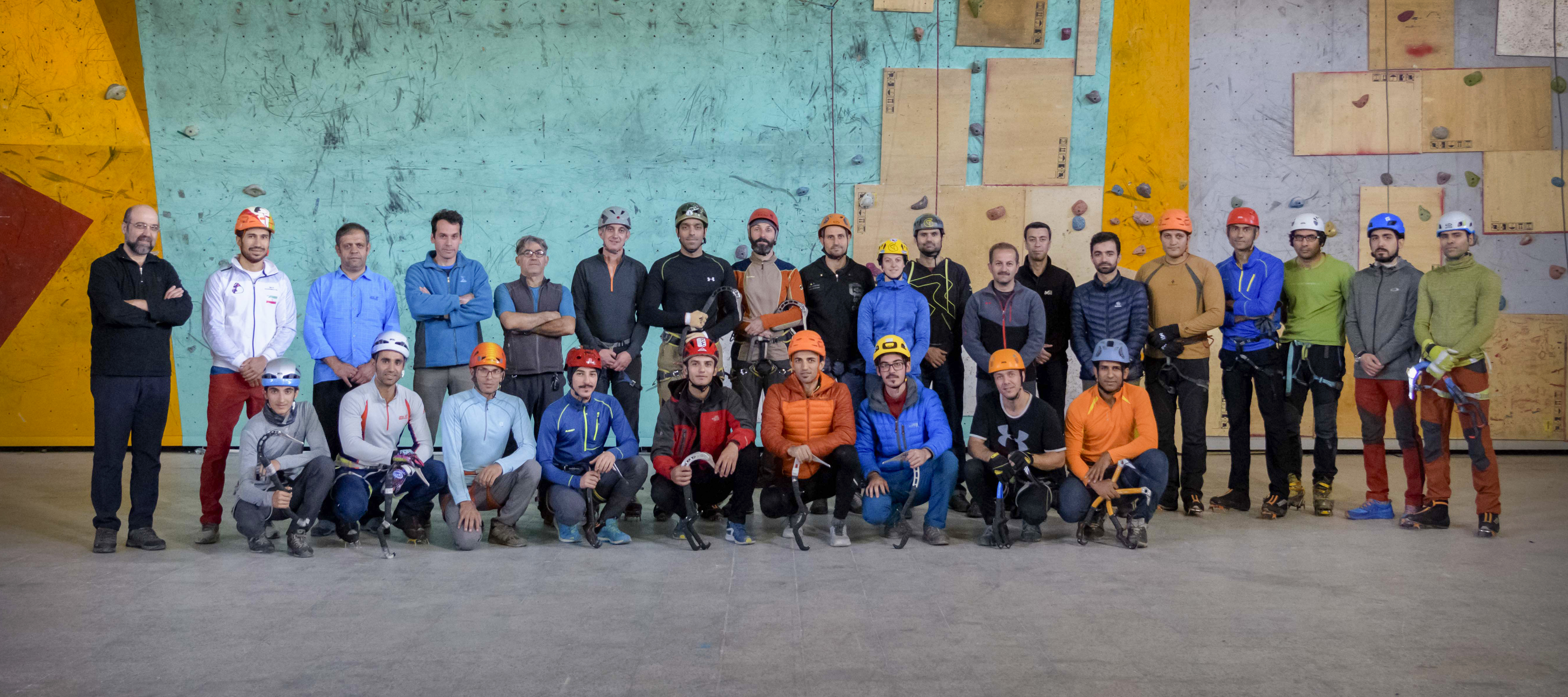 pic's of main's title