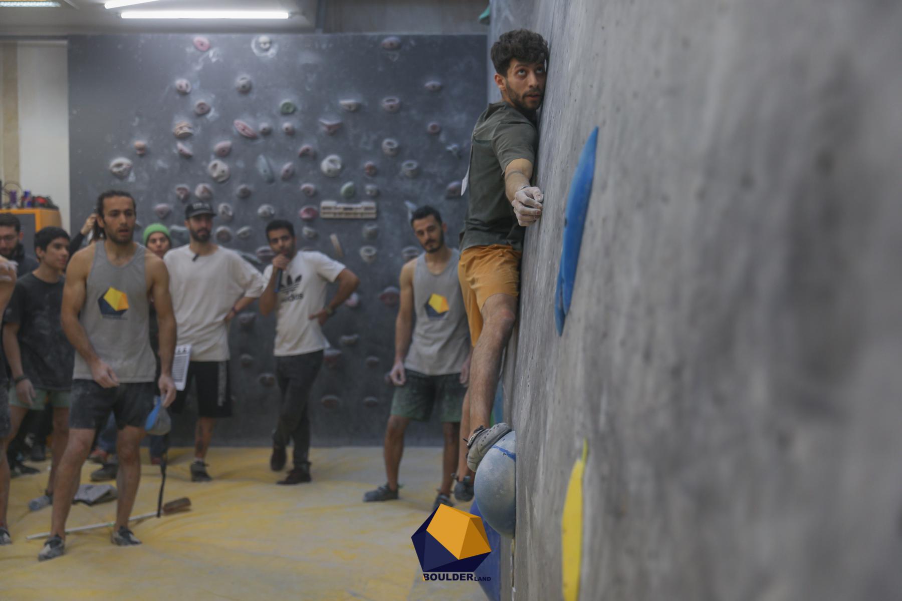 pic's of main's title