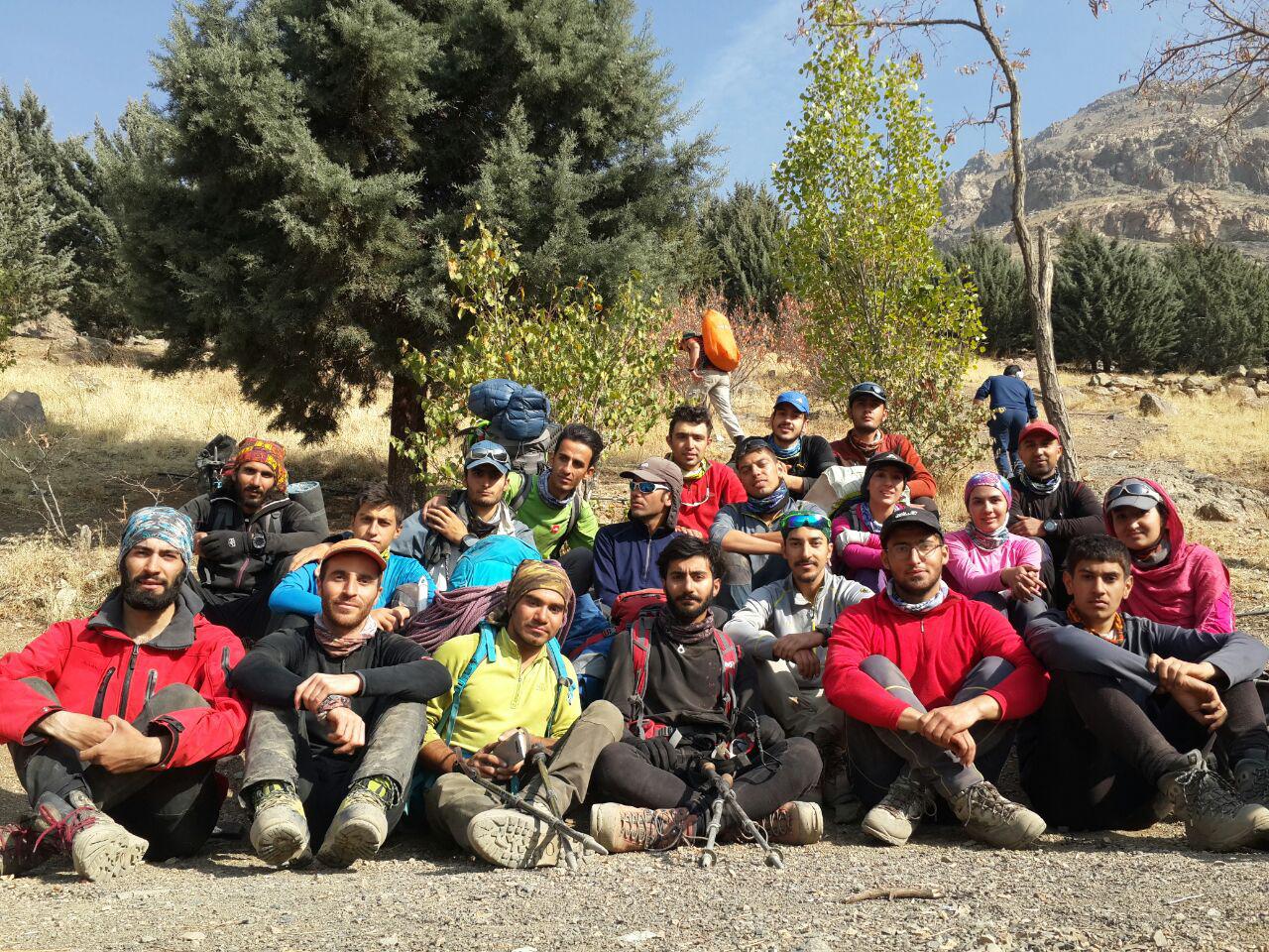 pic's of main's title