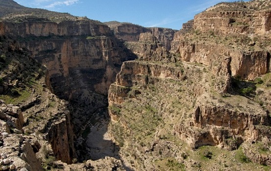 pic's of main's title