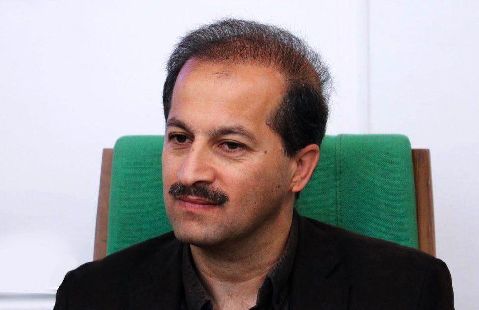 pic's of main's title