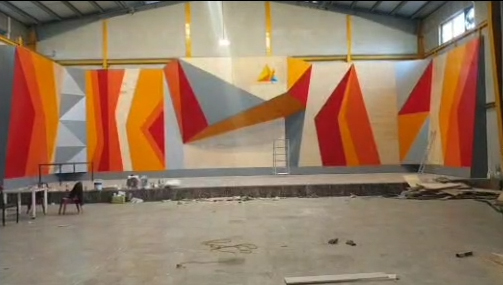 pic's of main's title