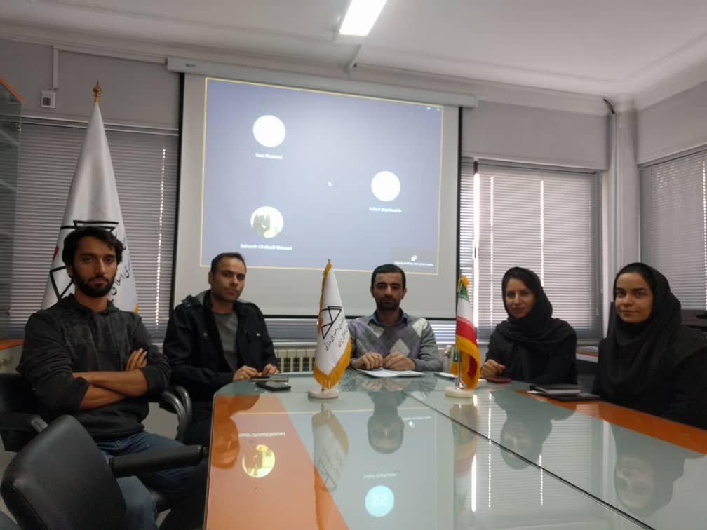 pic's of main's title