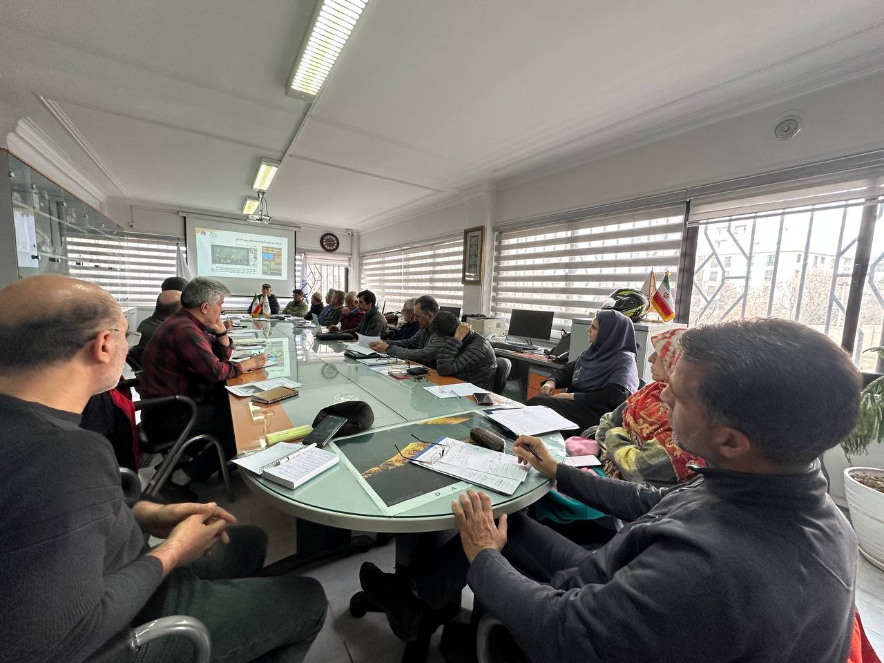 pic's of main's title