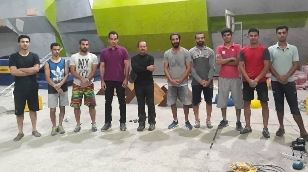 pic's of main's title