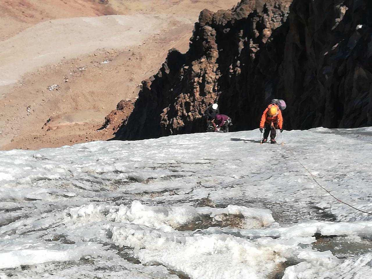 pic's of main's title