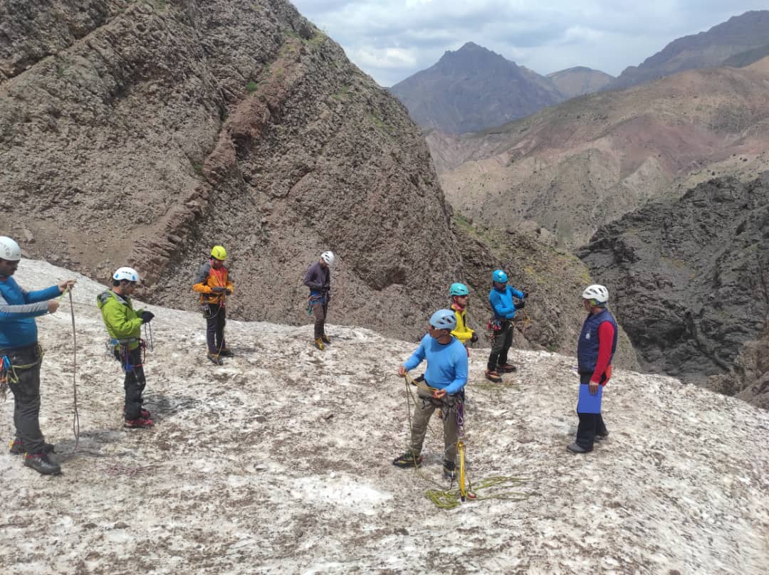 pic's of main's title