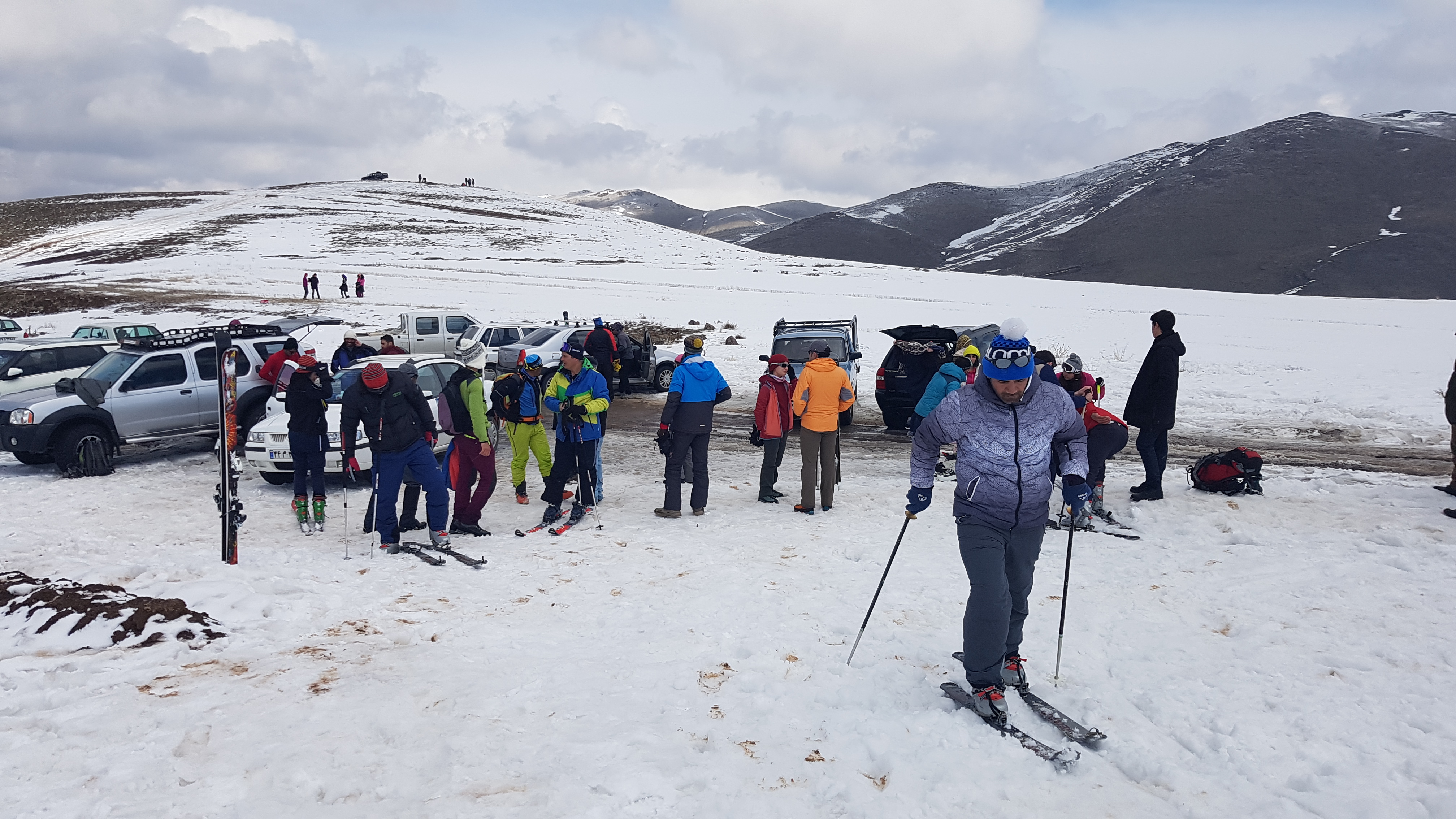 pic's of main's title