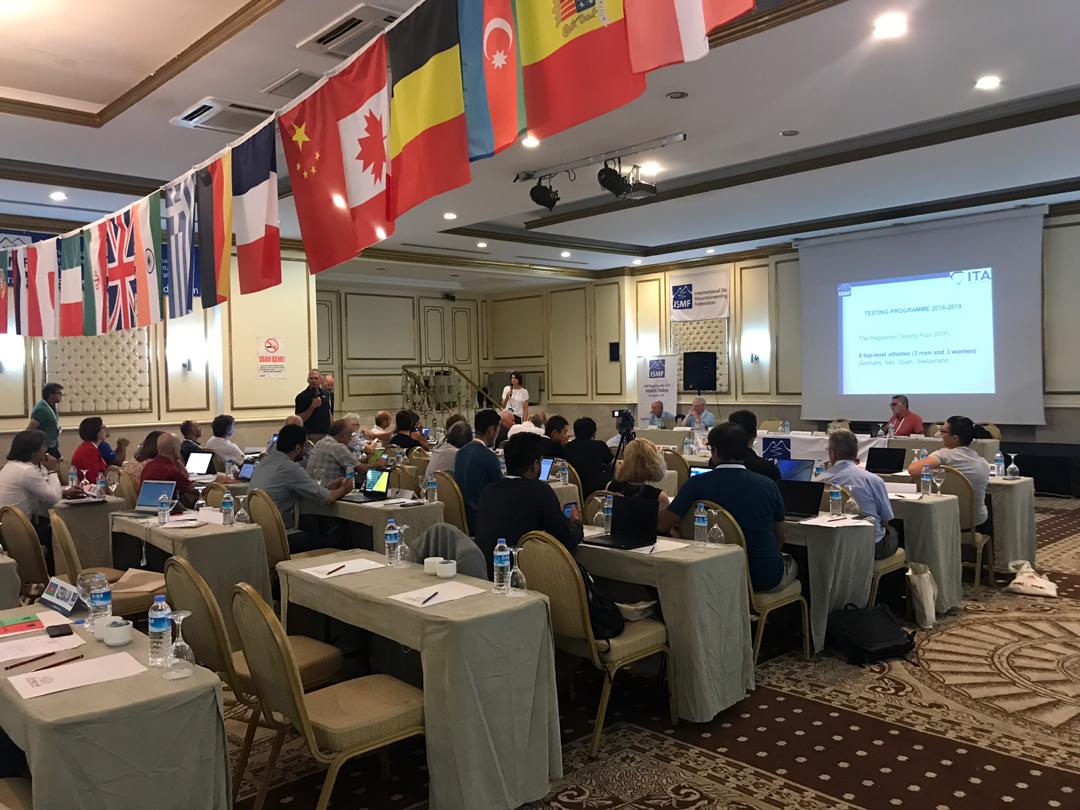 pic's of main's title