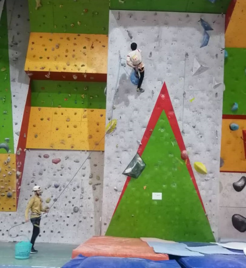 pic's of main's title